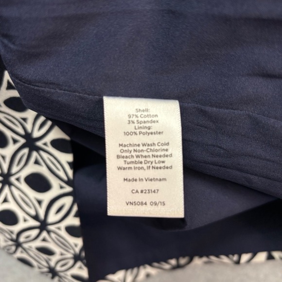 Talbots Womens Skirt Size 6 Navy Blue White Geometric Print A Line Lined - Picture 8 of 11